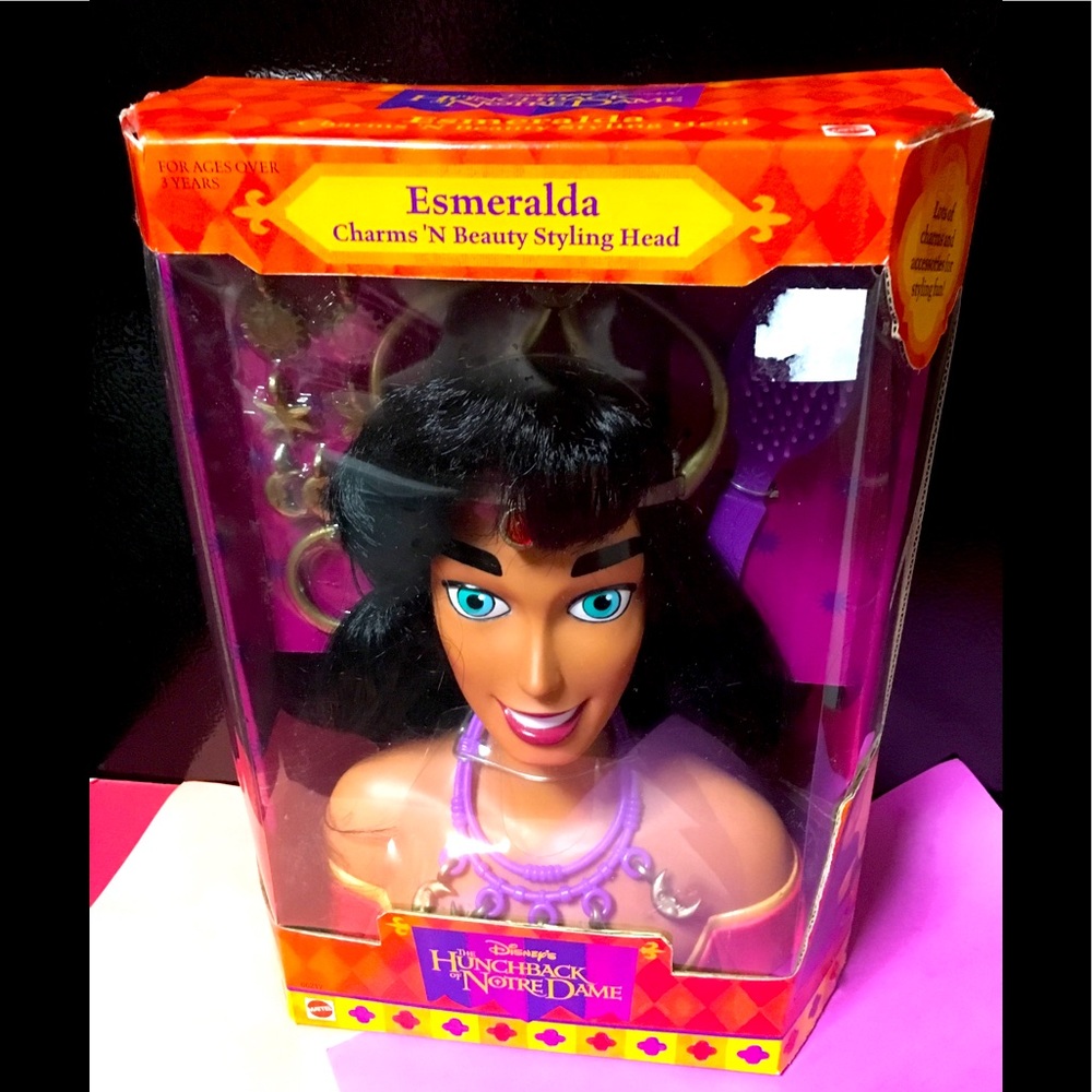 Disney Hunchback of Notre Dame  Esmeralda Charms N Beauty Styling Head 90's